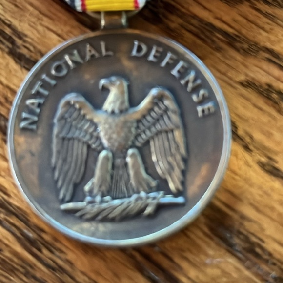 Marine Corps National Defense Eagle Medallion Red Gold Blue and White Ribbon - Picture 2 of 8